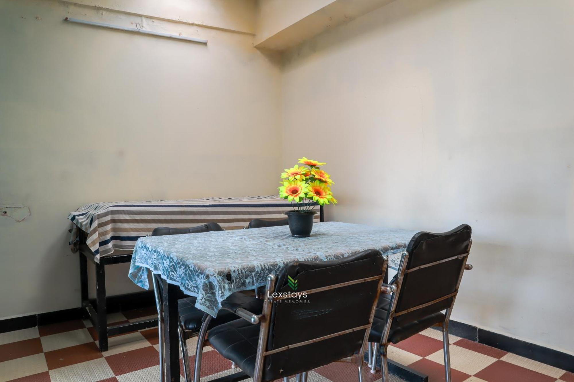 Vijaya Deepa Guest House By Lexstays Coonoor Eksteriør billede