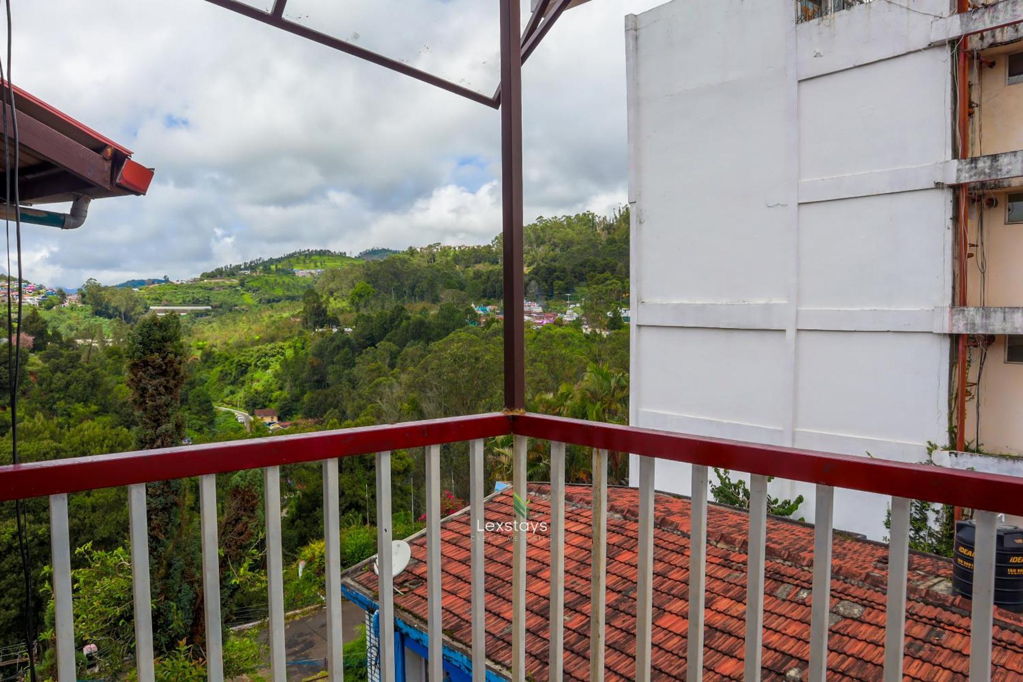 Vijaya Deepa Guest House By Lexstays Coonoor Eksteriør billede