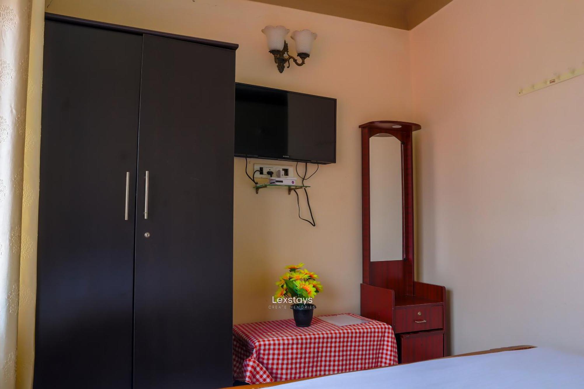 Vijaya Deepa Guest House By Lexstays Coonoor Eksteriør billede