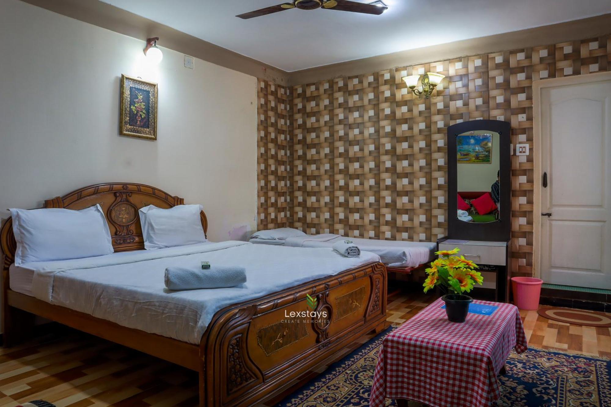 Vijaya Deepa Guest House By Lexstays Coonoor Eksteriør billede